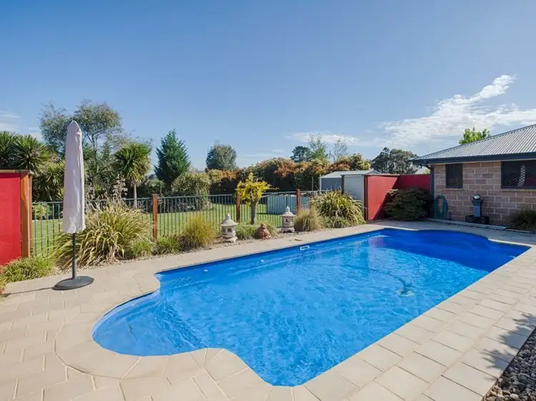 Third view of Homely house listing, 17 Windarra Place, Marrangaroo NSW 2790