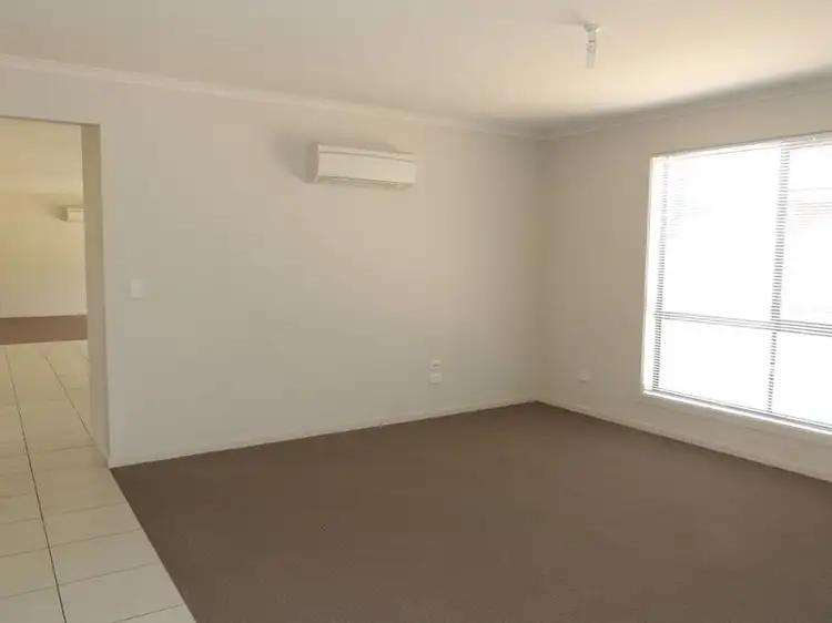 Fifth view of Homely house listing, 4 Cassia Way, Swan Hill VIC 3585