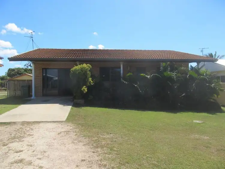 4 Daniel Street, Bowen QLD 4805