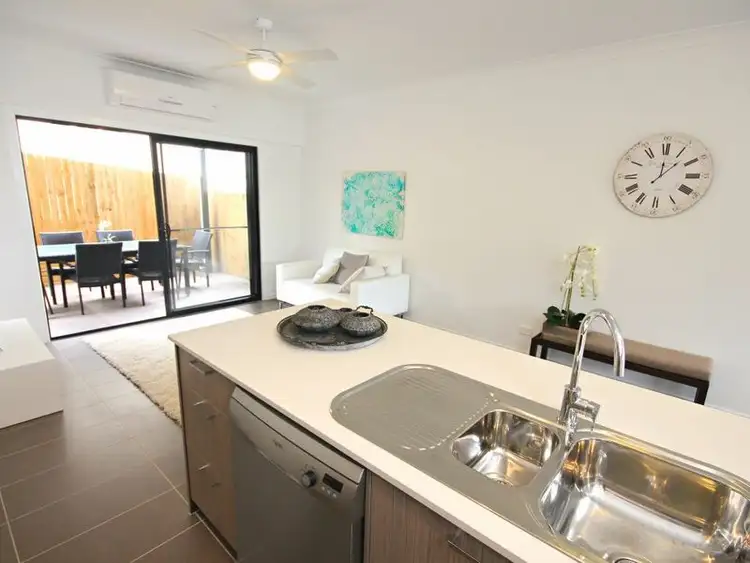 Sixth view of Homely townhouse listing, 4/69 TENBY STREET, Mount Gravatt QLD 4122