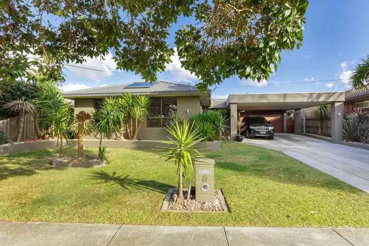 8 San Luis Drive, Sale VIC 3850