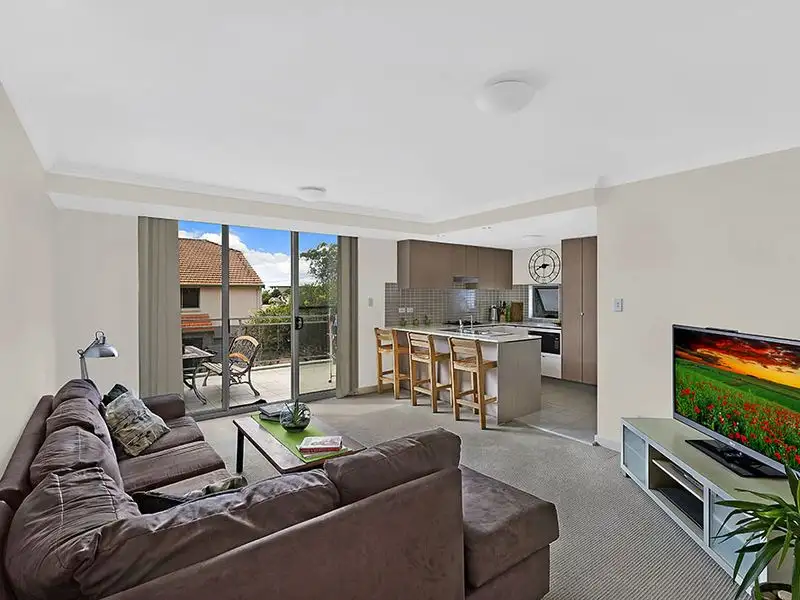 Main view of Homely unit listing, 10/15-17 Nirvana Street, Long Jetty NSW 2261