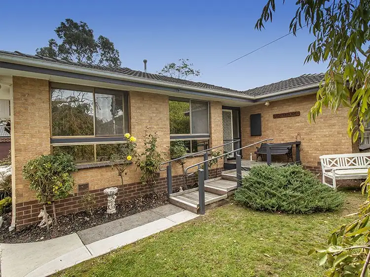 5 Lockhart Court, Kilsyth VIC 3137