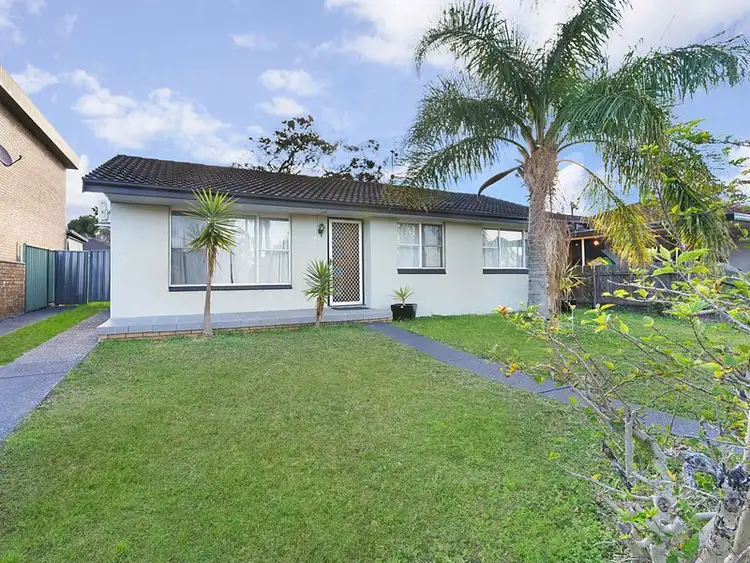 128 Delia Avenue, Budgewoi NSW 2262