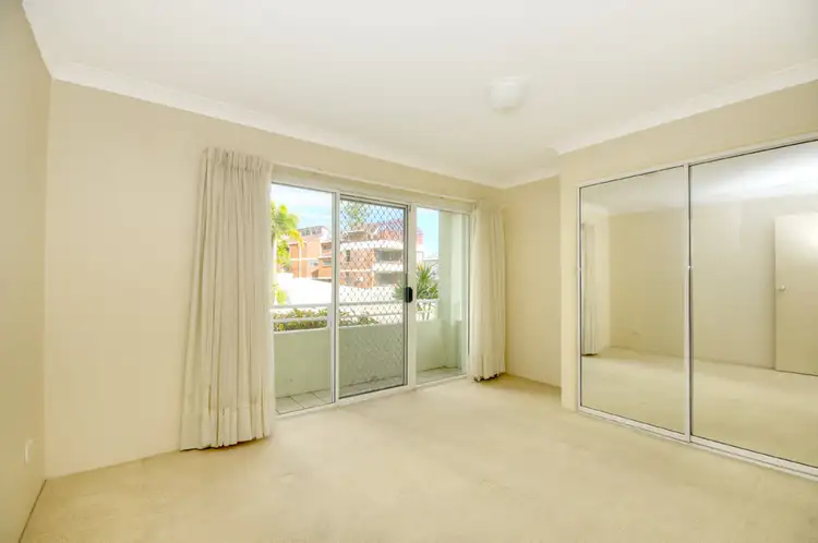 Fifth view of Homely unit listing, 2/194 Marine Parade, Labrador QLD 4215