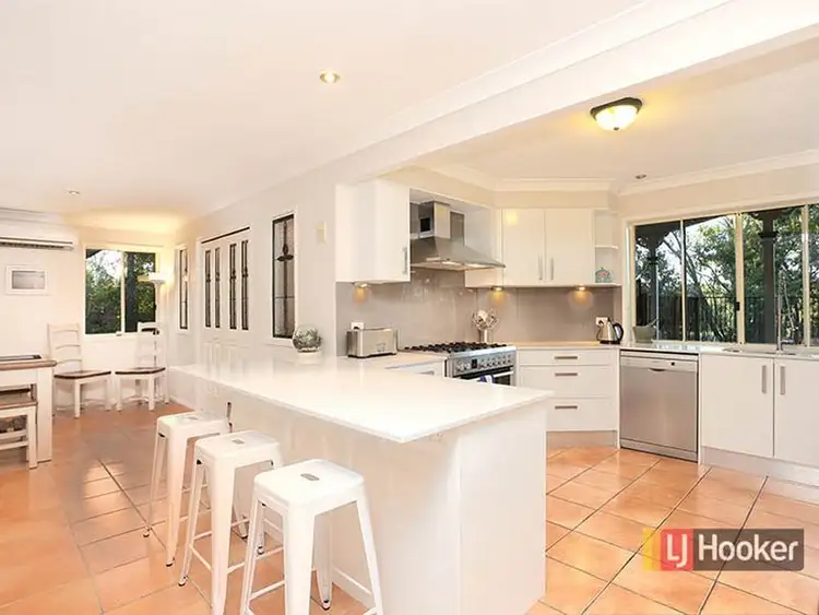 Third view of Homely house listing, 10 Quetta Close, Carindale QLD 4152