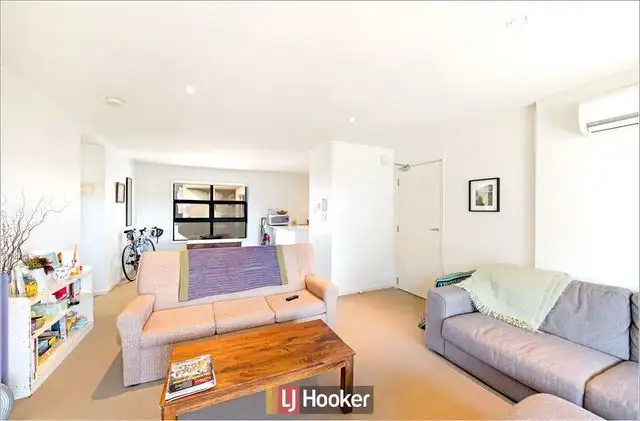 Fourth view of Homely unit listing, 9/80 Henty Street, Braddon ACT 2612