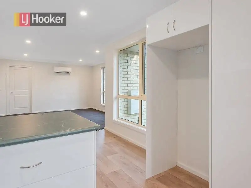 Main view of Homely villa listing, 4/23 Heather Crescent, Park Grove TAS 7320