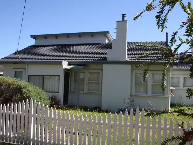 Main view of Homely house listing, 82 Wallace Street, Bairnsdale VIC 3875