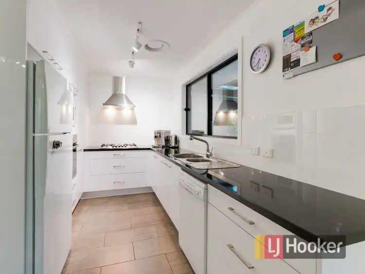 Fourth view of Homely house listing, 4 Barker Court, Endeavour Hills VIC 3802