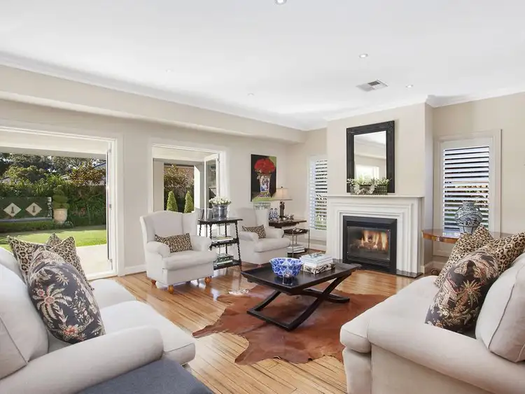 Second view of Homely house listing, 8 Walana Crescent, Mona Vale NSW 2103