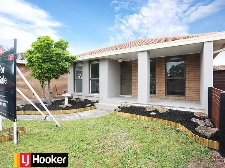 2/1 Yarram Cres, Clayton VIC 3168