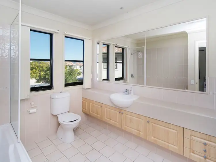 Fifth view of Homely townhouse listing, 6/226 Cheltenham Drive, Robina QLD 4226