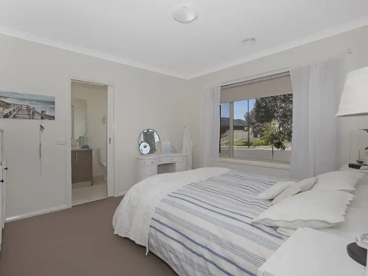 Sixth view of Homely house listing, 19 Mandalay Circuit, Beveridge VIC 3753