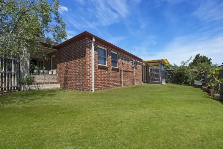 Fifth view of Homely townhouse listing, 3/8 The Ridge, Wadalba NSW 2259