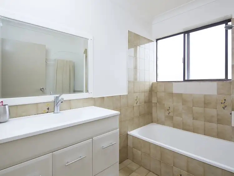 Sixth view of Homely unit listing, 8/47 Stopford Street, Wooloowin QLD 4030