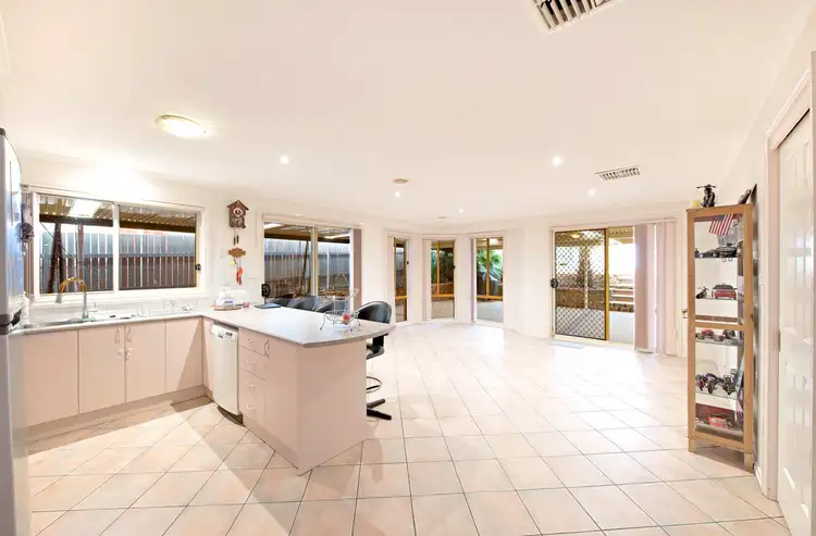 Sixth view of Homely house listing, 33 Kangaroo Close, Nicholls ACT 2913