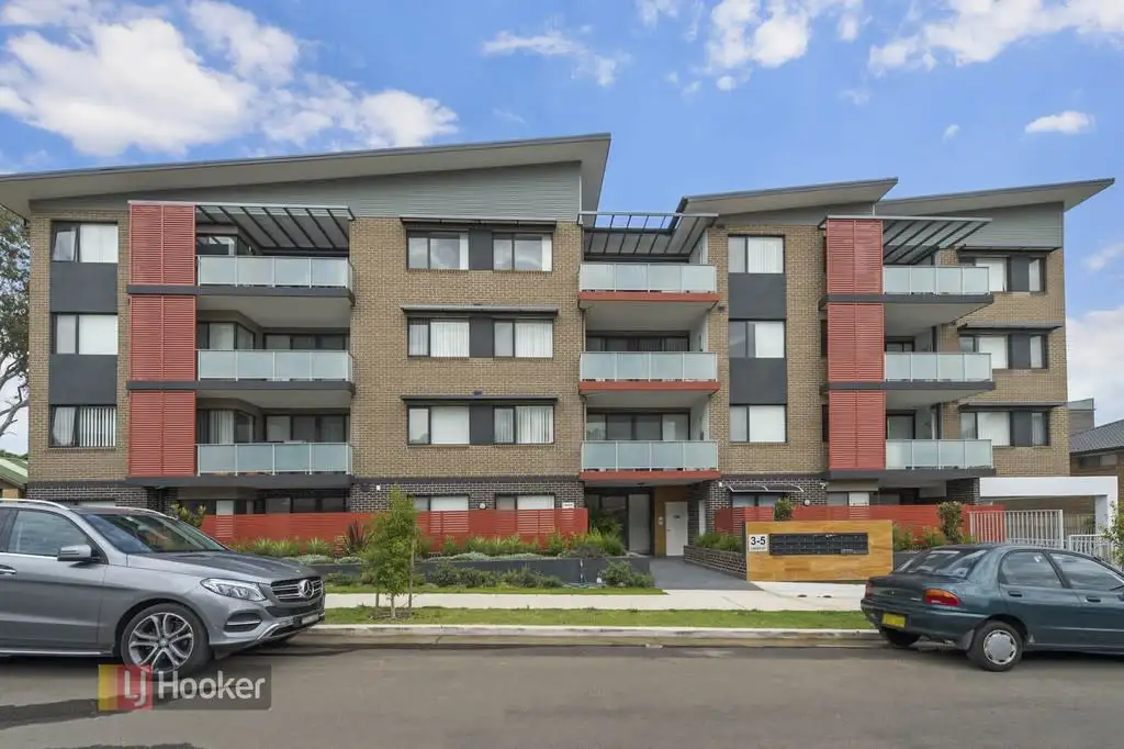 Main view of Homely apartment listing, Apartment 3/3-5 Linden Street, Toongabbie NSW 2146