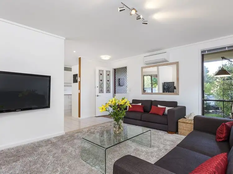Second view of Homely house listing, 2 Packham Place, Charnwood ACT 2615