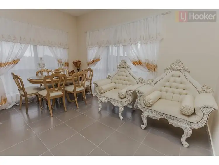 Sixth view of Homely house listing, 5 Treasury Place, Craigieburn VIC 3064