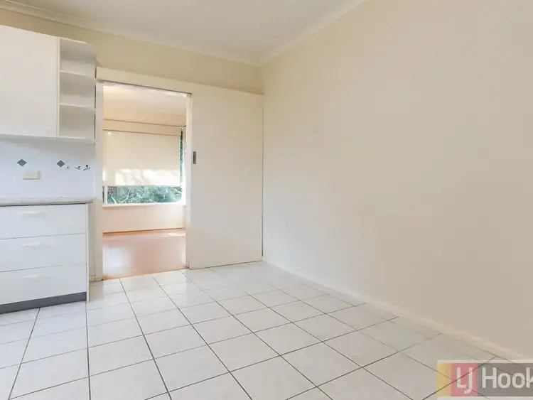 Sixth view of Homely house listing, 10 Deschamp Crescent, Rowville VIC 3178