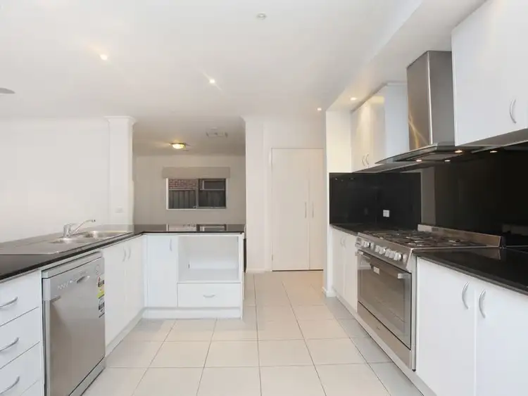 Fifth view of Homely house listing, 4 Wagtail Court, Williams Landing VIC 3027