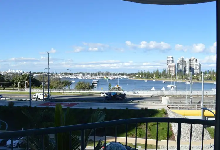 416/2 Barney Street, Southport QLD 4215