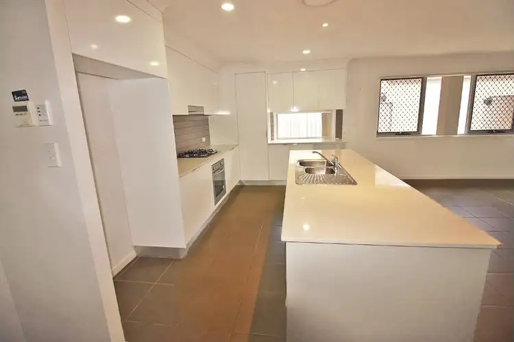 Second view of Homely house listing, 142 Glass House Circuit, Kallangur QLD 4503