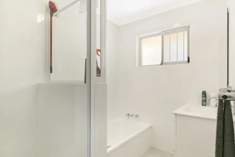 Fifth view of Homely house listing, 28 Abbotsleigh Street, Thornlands QLD 4164