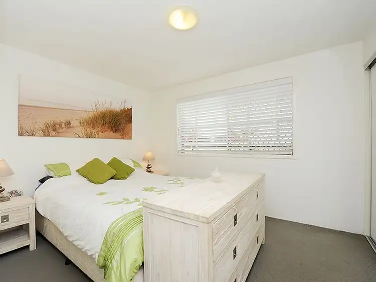 Sixth view of Homely unit listing, 2 & 3/16 William Street, Alexandra Headland QLD 4572