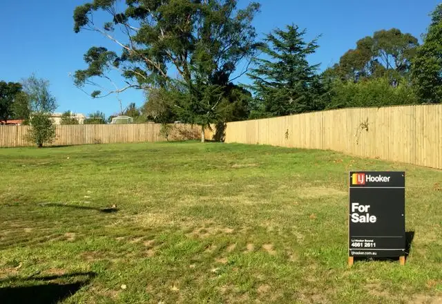 10 Barton Close, Mittagong NSW 2575