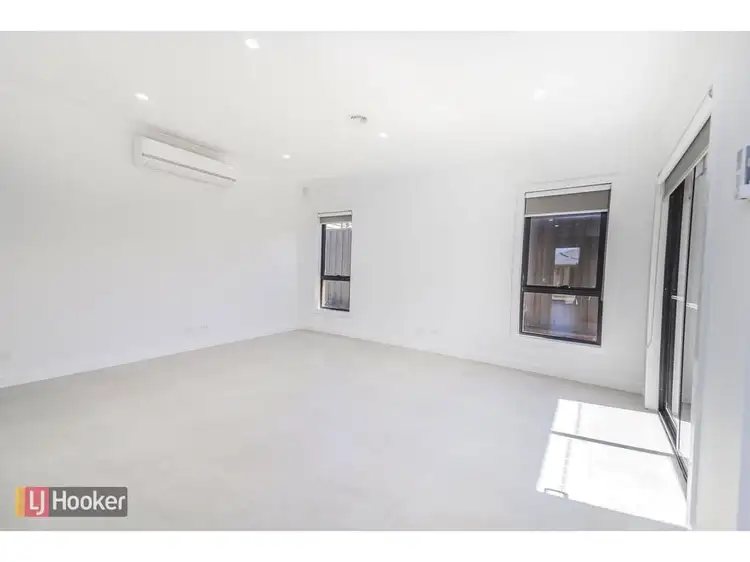 Sixth view of Homely house listing, 24 Fortitude Drive, Craigieburn VIC 3064