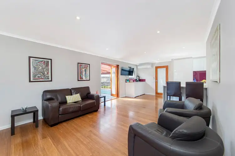 Fifth view of Homely house listing, 10 Dowsley Place, Chisholm ACT 2905