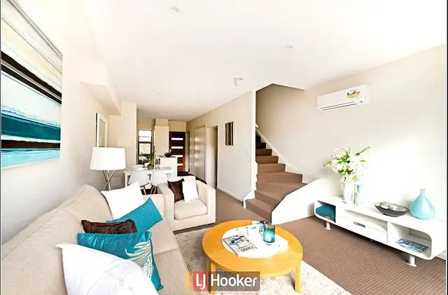 Fourth view of Homely unit listing, 4/87 Antill Street, Downer ACT 2602