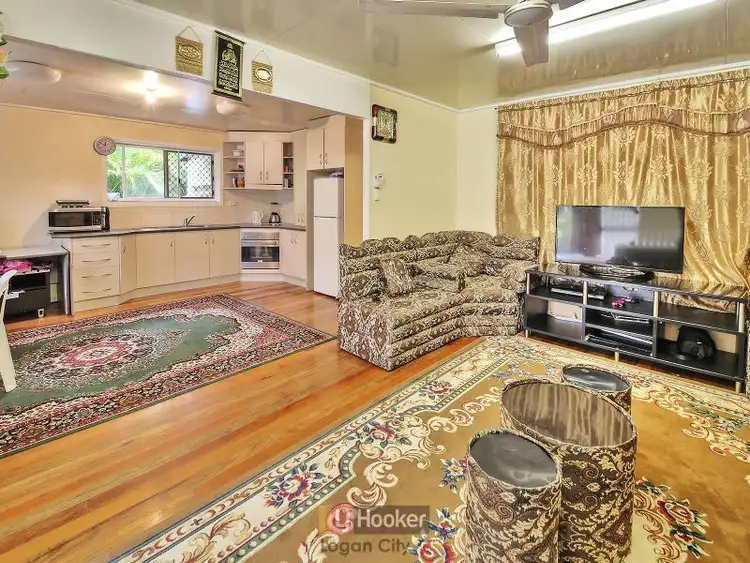 Second view of Homely house listing, 4 Frederick Street, Woodridge QLD 4114