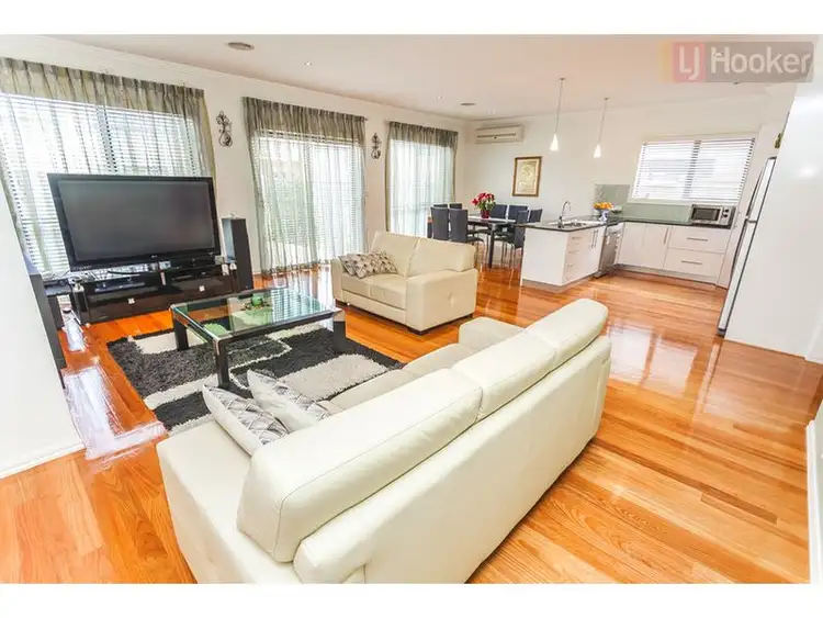 Fifth view of Homely house listing, 23 Bellfield Drive, Craigieburn VIC 3064