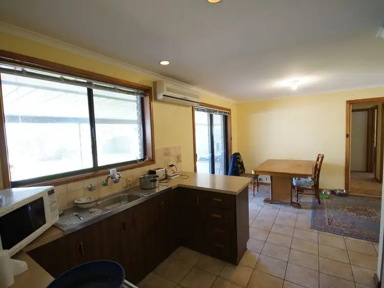 Fifth view of Homely house listing, 2 Baldina Crescent, Craigmore SA 5114