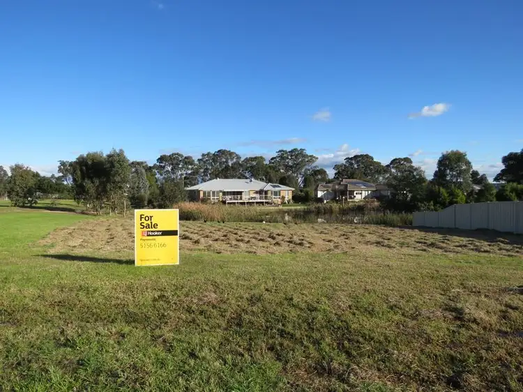 14 Jacaranda Drive, Paynesville VIC 3880