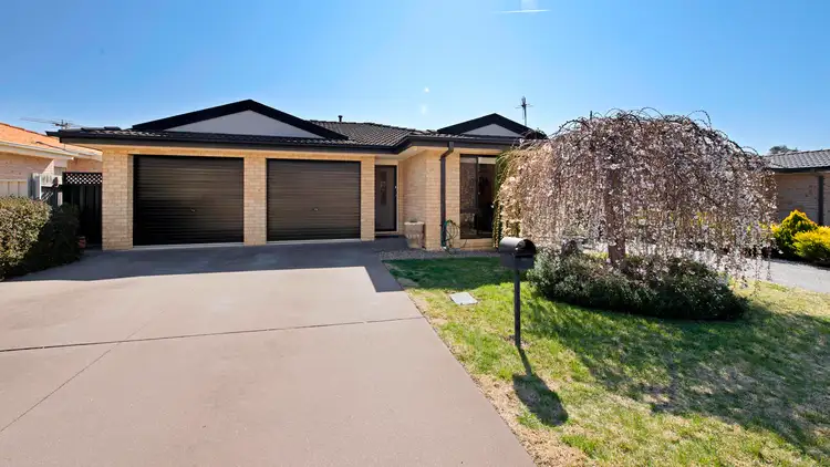 Second view of Homely house listing, 10 Gouldsmith Street, Dunlop ACT 2615