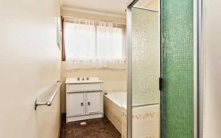 Seventh view of Homely unit listing, 4/63 Melrose Drive, Wodonga VIC 3690