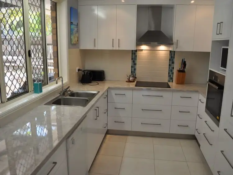 Third view of Homely house listing, 2 Maraboon Court, Clinton QLD 4680