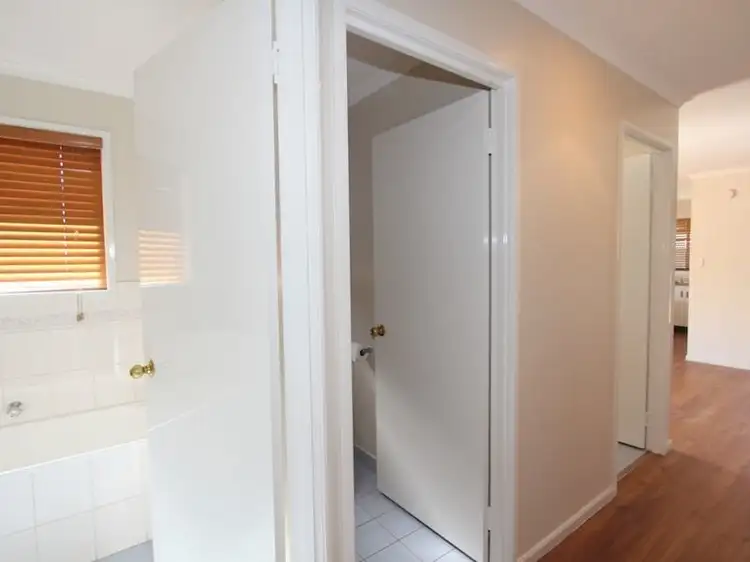 Fifth view of Homely unit listing, 1/1 Buchholz Place, Emerald QLD 4720