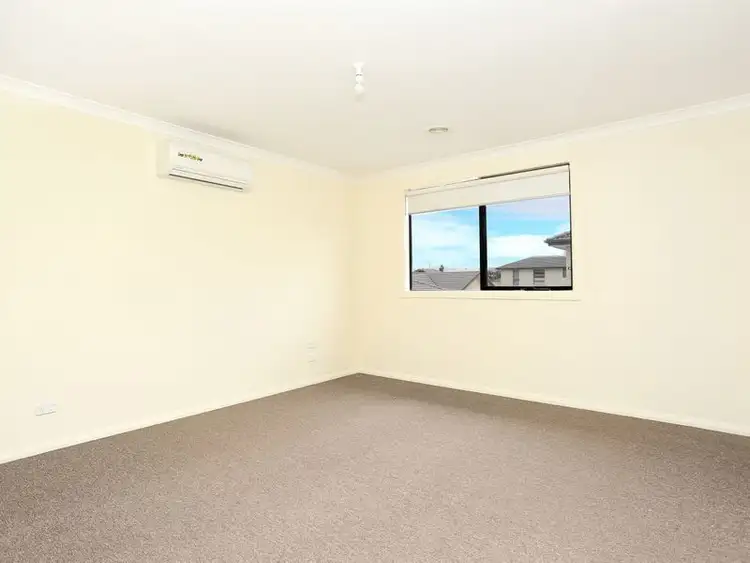 Sixth view of Homely house listing, 17 Regent Close, Burnside Heights VIC 3023