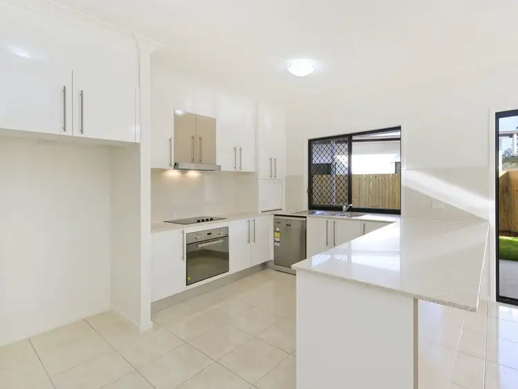 Third view of Homely unit listing, 7/4 Kal-Ma-Kuta Drive, Sandstone Point QLD 4511