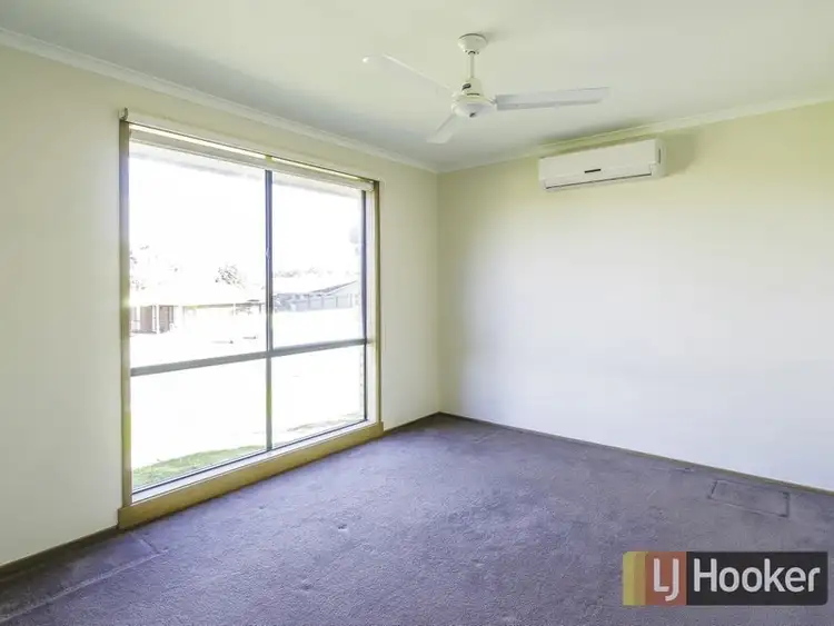 Fourth view of Homely unit listing, 1/10 Topaz Place, Narre Warren VIC 3805