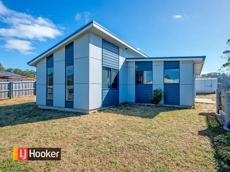 25 Oak Avenue, Somerset TAS 7322