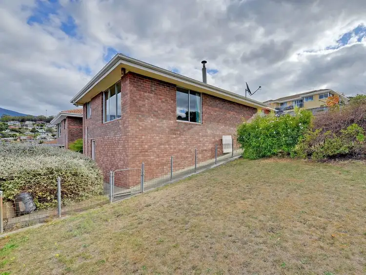 Main view of Homely unit listing, 2/24 Victor Place, Glenorchy TAS 7010