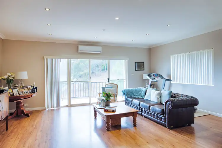 Sixth view of Homely house listing, 7 Bursaria Place, Lithgow NSW 2790