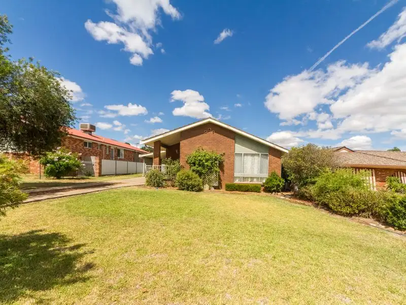 Main view of Homely house listing, 9 Nambucca Circuit, Cowra NSW 2794
