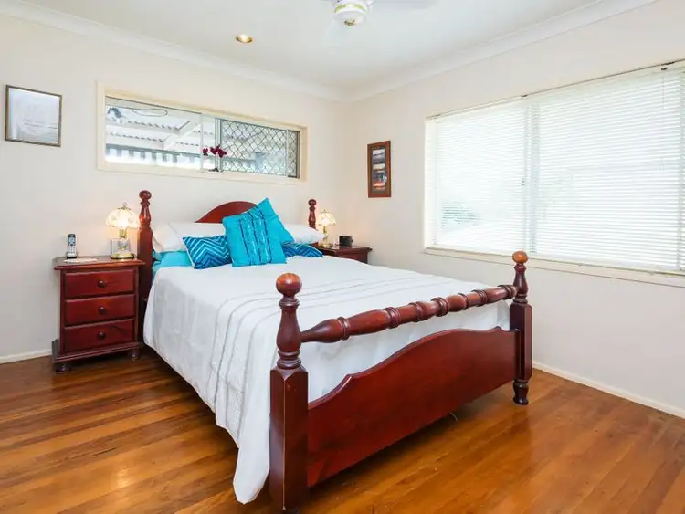 Sixth view of Homely house listing, 25 Scoter Avenue, Paradise Point QLD 4216